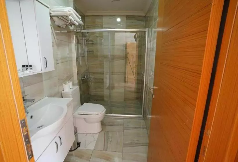 هتل Golden Palace Sea View