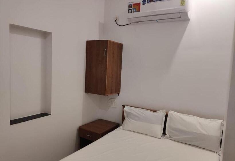 Hotel Sri Balaji Lodging