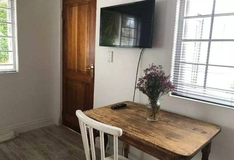 ペンション Lancaster House