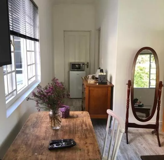 ペンション Lancaster House