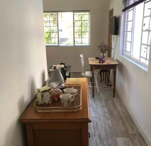 ペンション Lancaster House