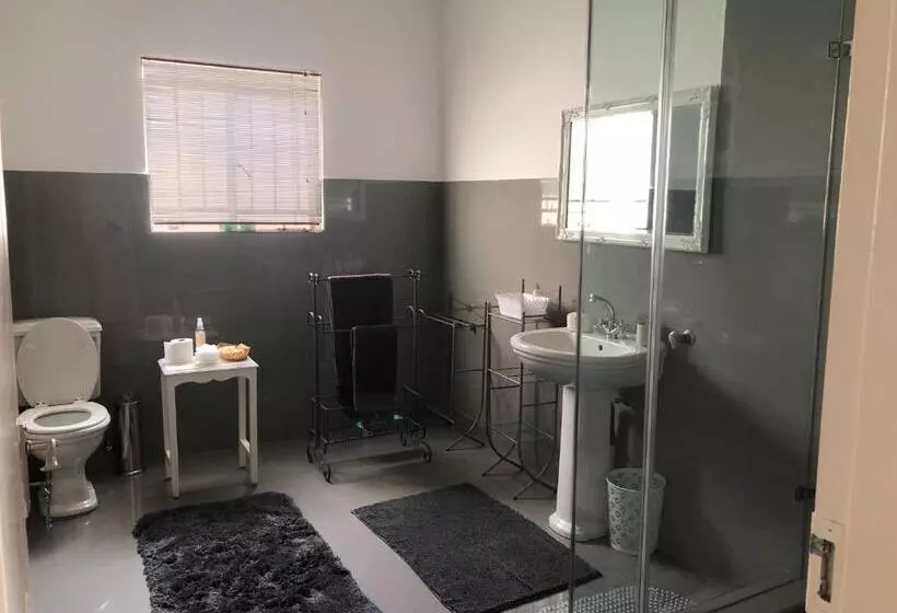 ペンション Lancaster House