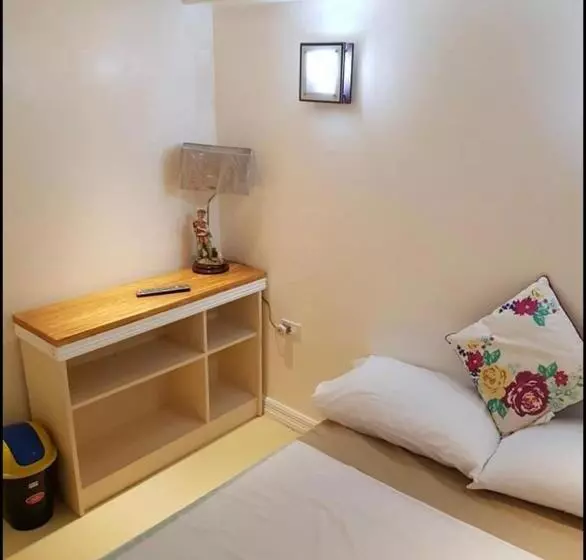 Retkeilymaja Rj Travellers Inn