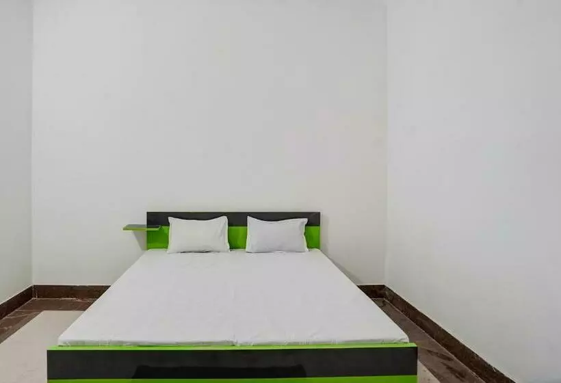 ホテル Oyo 81362 Sahara Guest House