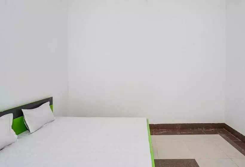 ホテル Oyo 81362 Sahara Guest House