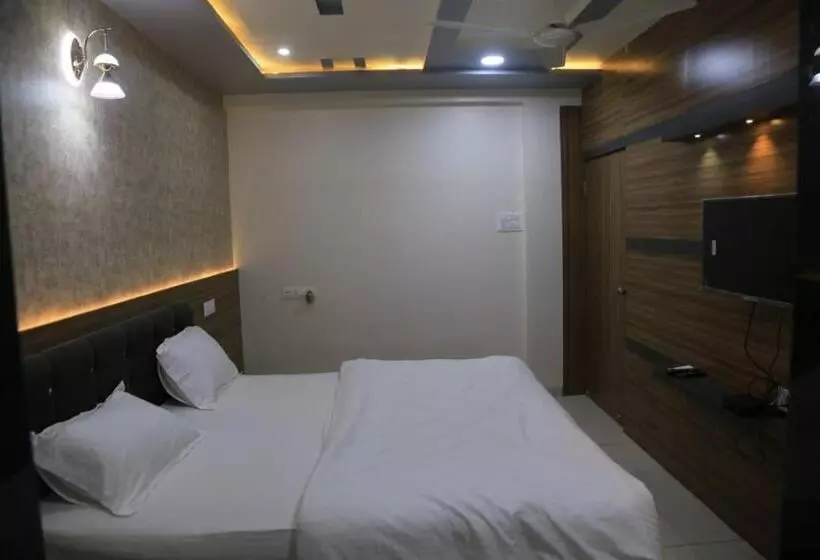 ホテル Reva Vihar Rooms