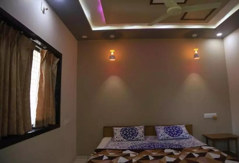 ホテル Reva Vihar Rooms