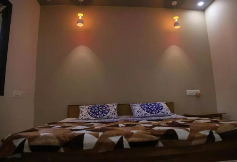 ホテル Reva Vihar Rooms