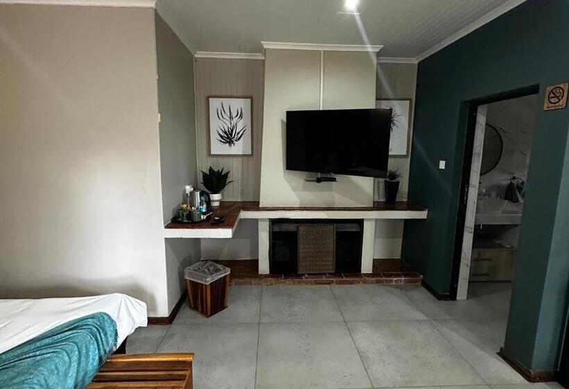 پانسیون 1020 Sehudi Guesthouse