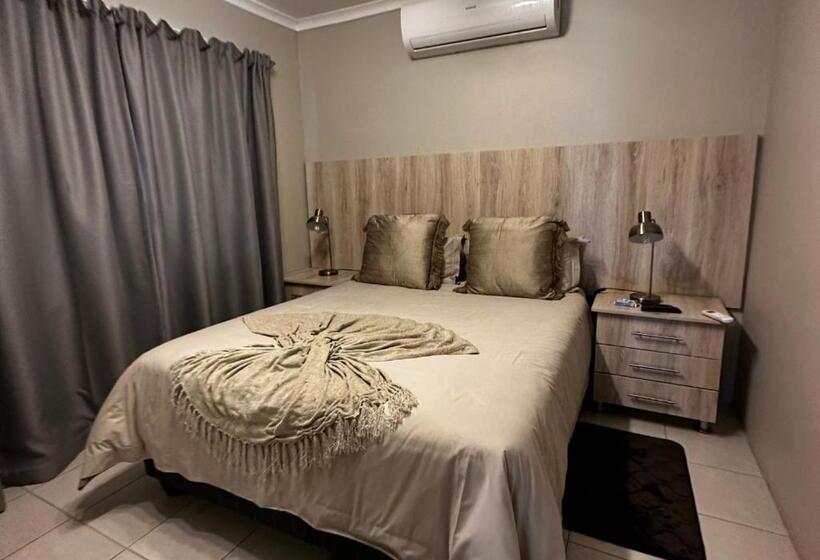 پانسیون 1020 Sehudi Guesthouse