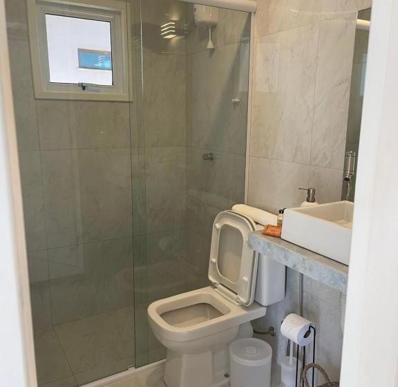 膳宿费 Charlotte House