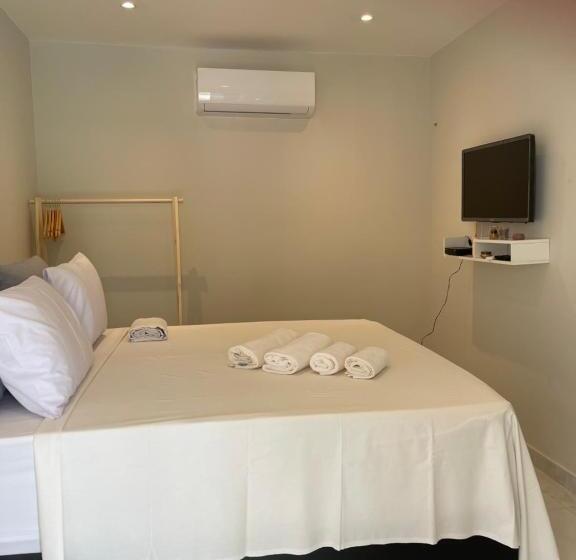 膳宿费 Charlotte House