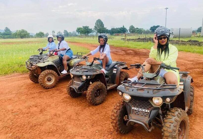 민박 Ten Flags Theme Park