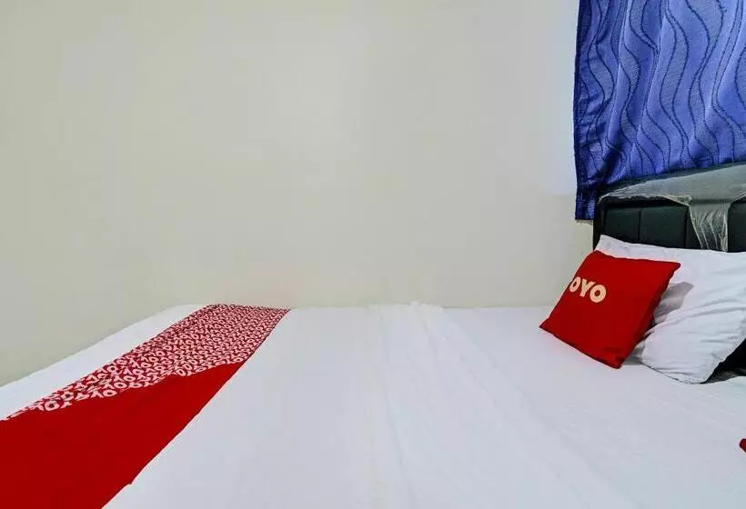 Hotelli Oyo 92726 Geulis Guest House