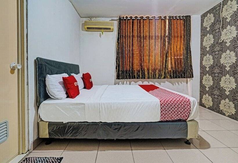 Hôtel Oyo 92726 Geulis Guest House