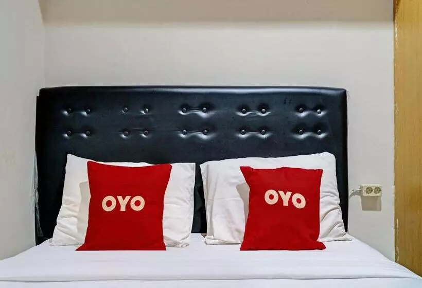 Hotelli Oyo 92772 Losmen Diah Syariah