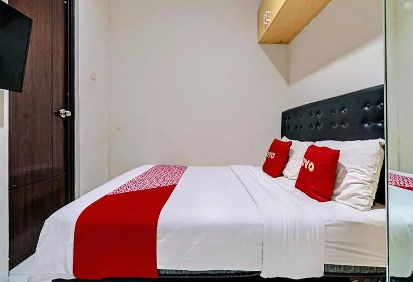 Hotelli Oyo 92772 Losmen Diah Syariah