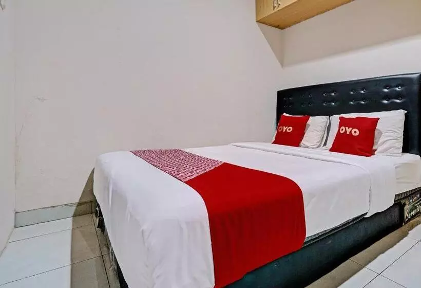 Hotelli Oyo 92772 Losmen Diah Syariah