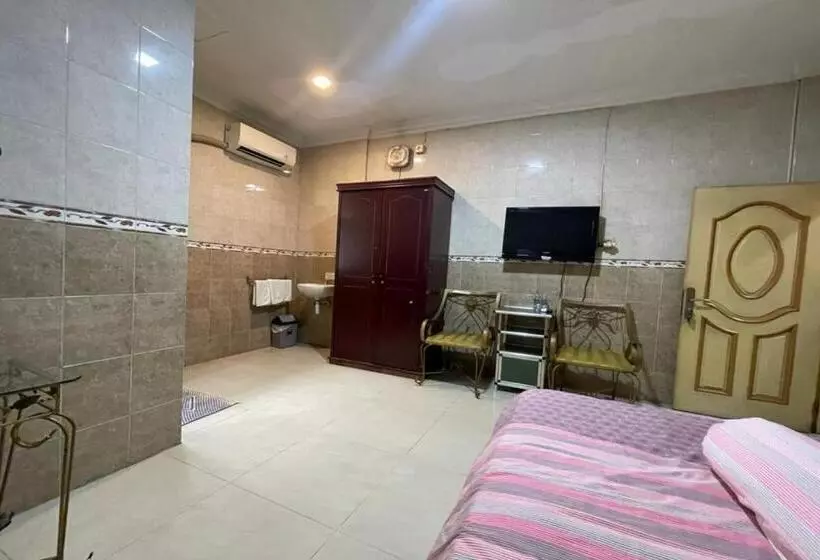 Hotelli Oyo 92772 Losmen Diah Syariah