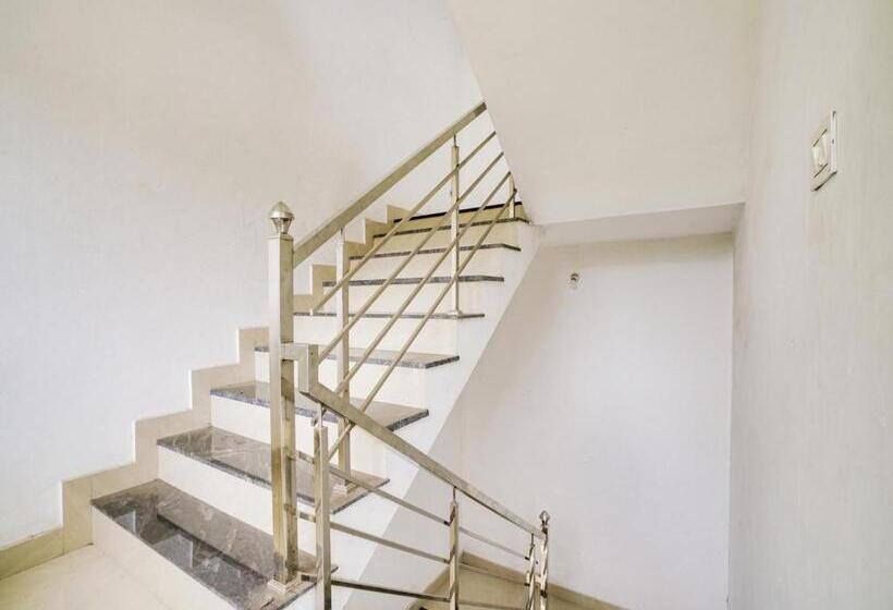 Otel Oyo Flagship Mbm Tower