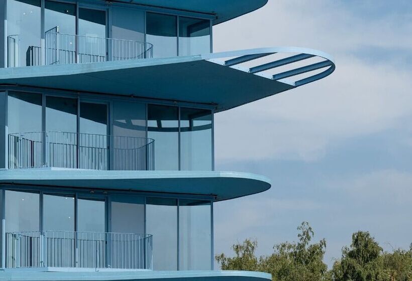 בית מלון כפרי Voco Brussels City North, An Ihg