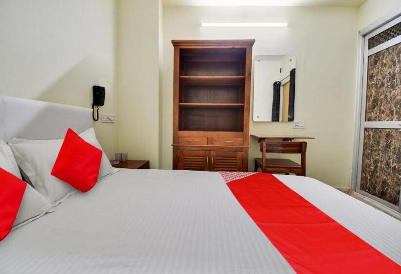 Oyo Flagship Hotel Azad Inn