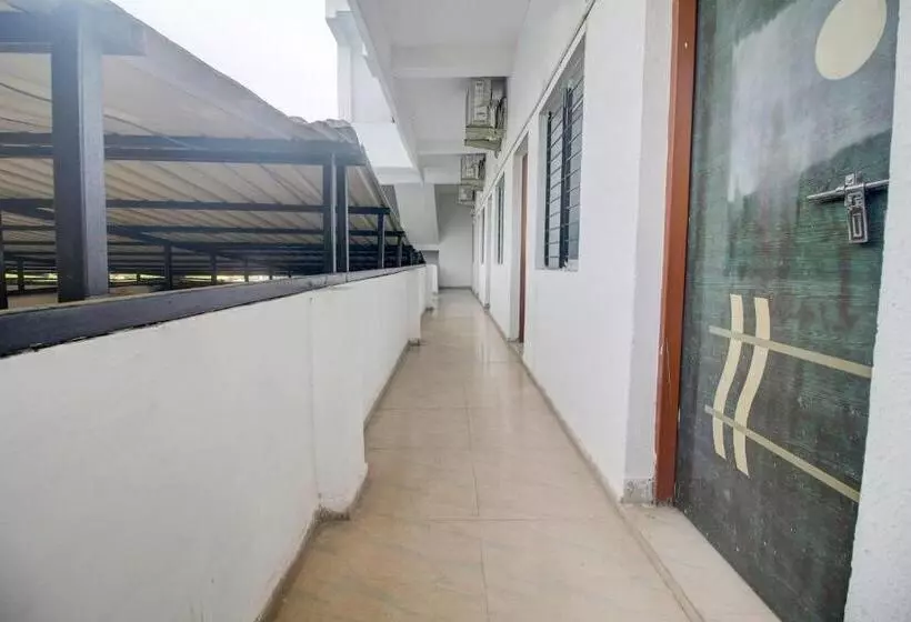 Oyo Hotel Royal Inn