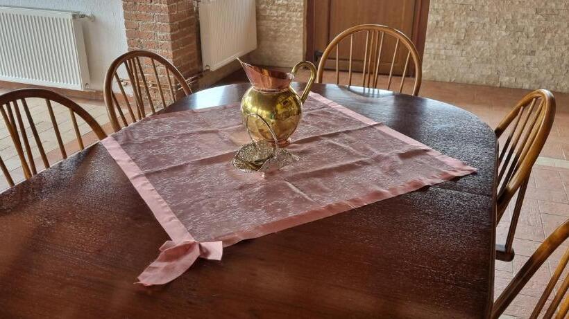 بنسيون Gioelli Paradis