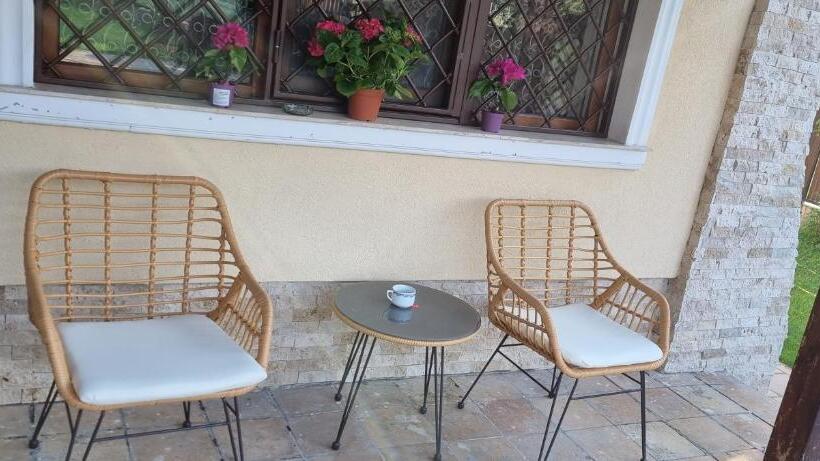 بنسيون Gioelli Paradis