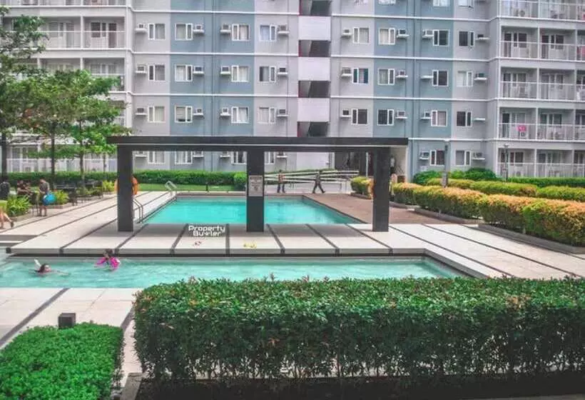 Majatalo Room In Condo Butler S Bnb A Trees Residences Qc Phil