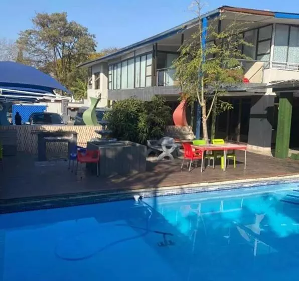 Majatalo Thk Properties