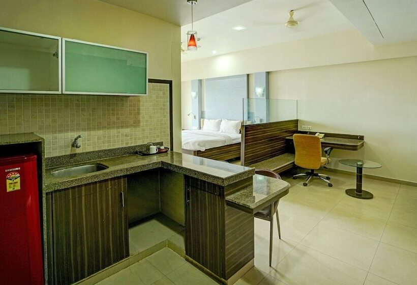 استراحتگاه Palette   Hilife Towers