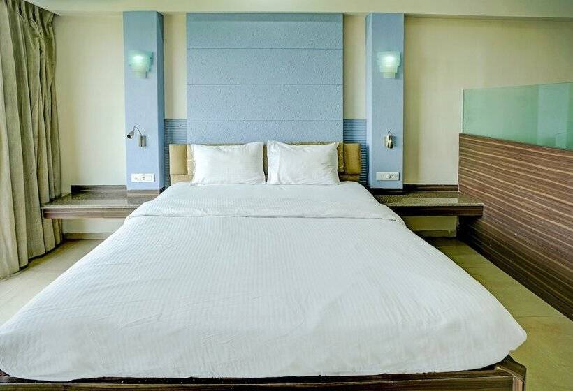 استراحتگاه Palette   Hilife Towers