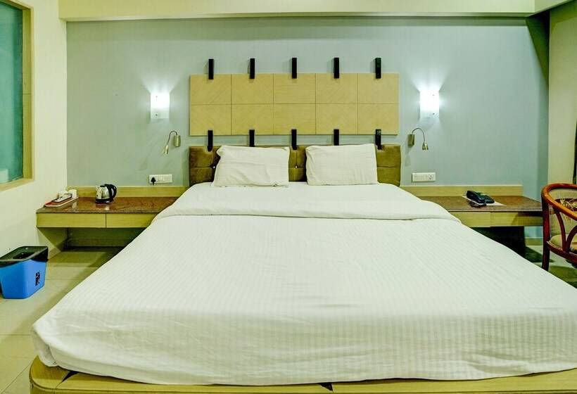 استراحتگاه Palette   Hilife Towers