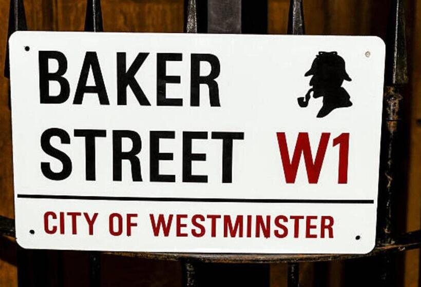 Baker Street Apartman