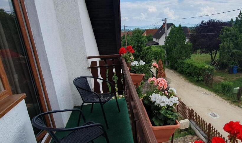 Baker Street Apartman