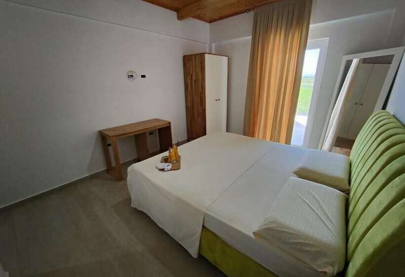 فندق Lahuta E Vjeter Agroturizem