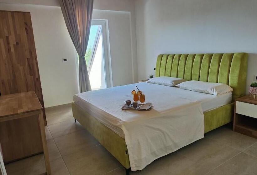 فندق Lahuta E Vjeter Agroturizem