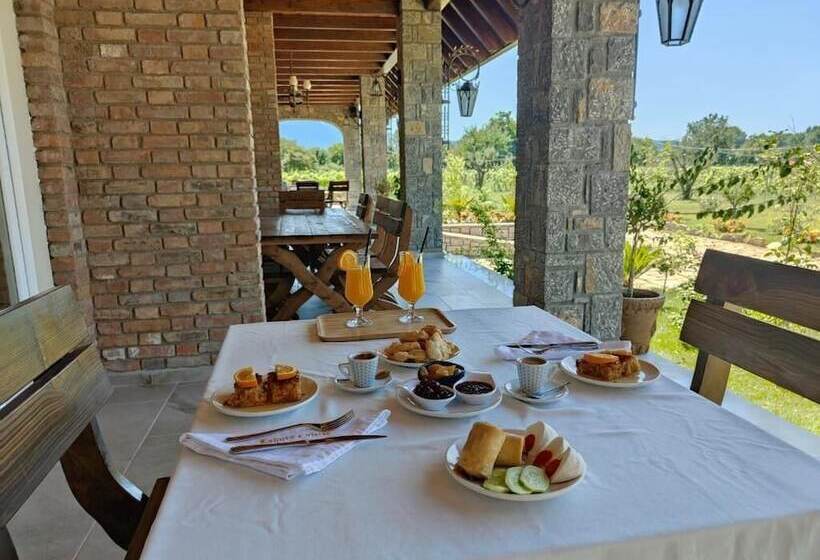 فندق Lahuta E Vjeter Agroturizem