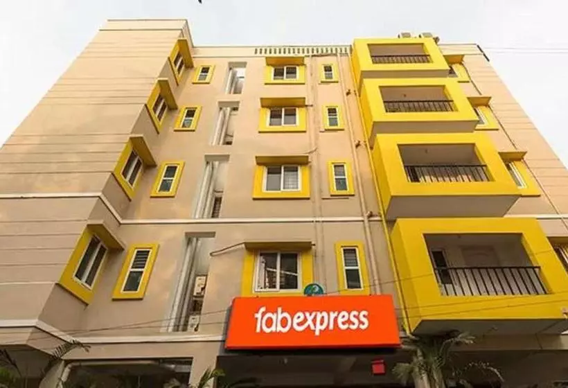 ホテル Fabexpress Pondicherry Home Stay
