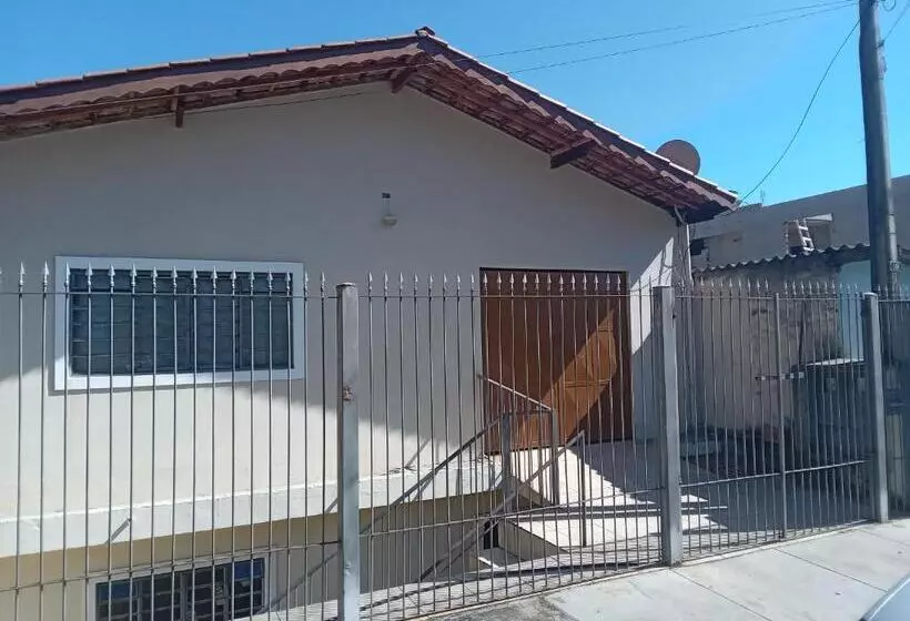 ペンション Pousada Alvinópolis