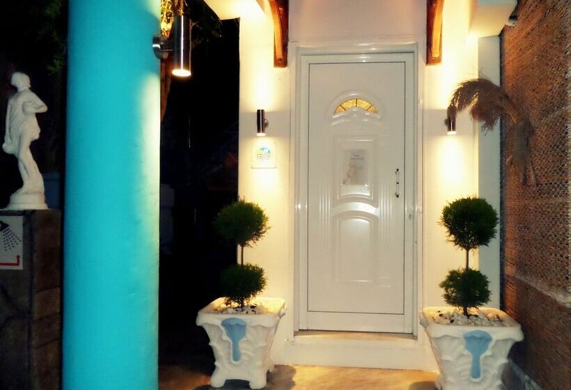 Artemis Studios & Apartments