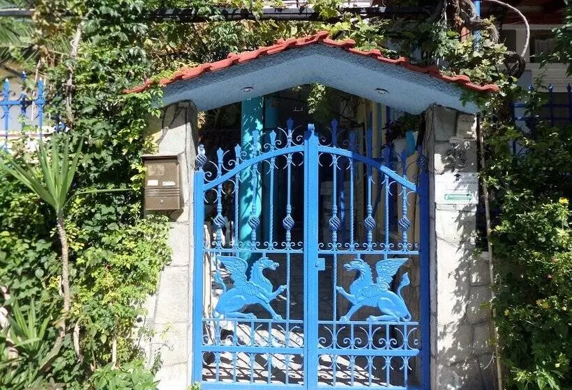 Artemis Studios & Apartments