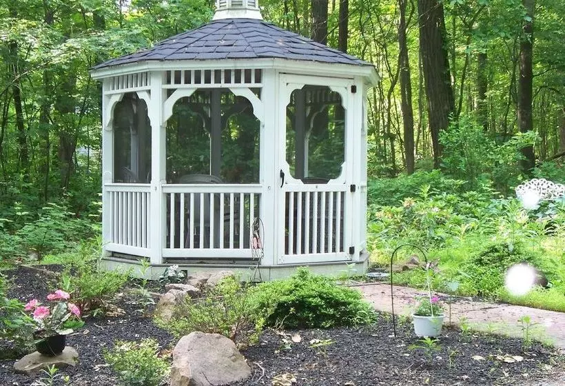 Bear House B&b