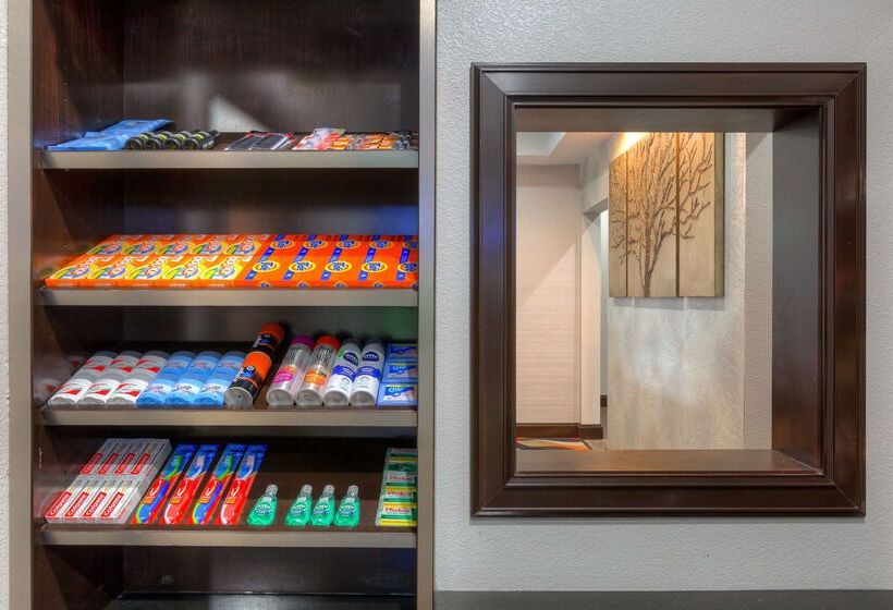 فندق Best Western Plus Cowetas 1st