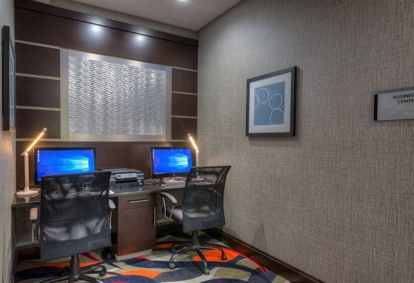 فندق Best Western Plus Cowetas 1st