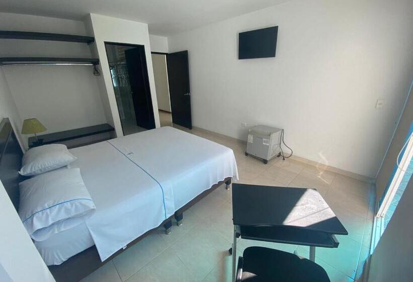 فندق Torres Del Llano