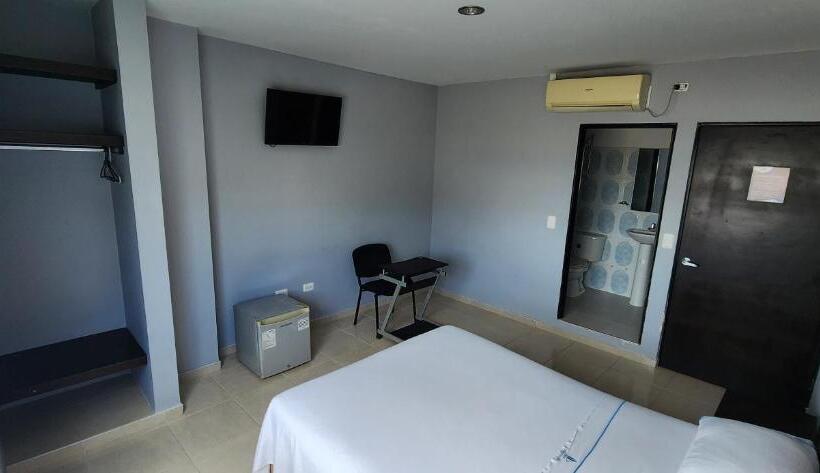 فندق Torres Del Llano