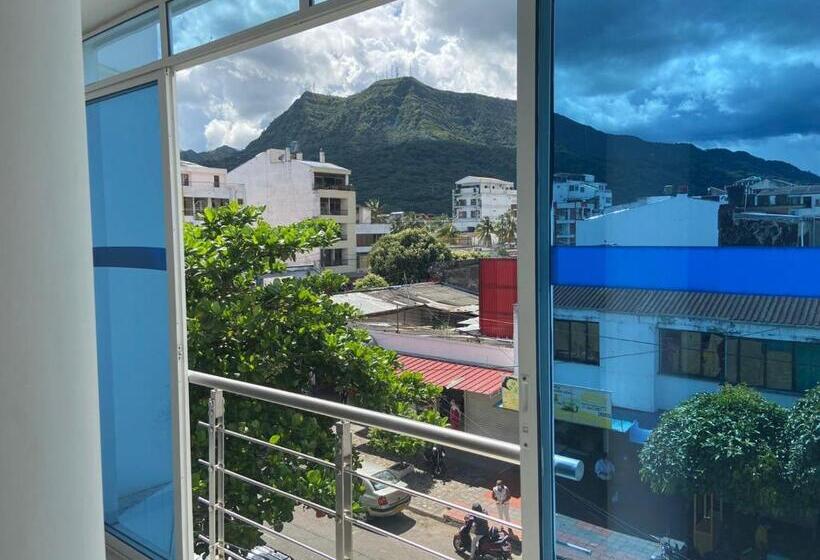 فندق Torres Del Llano