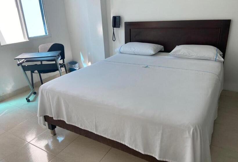 فندق Torres Del Llano